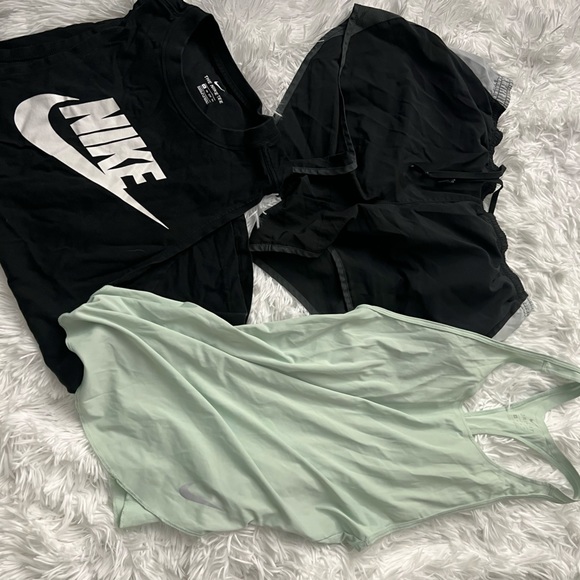 Nike Bundle $15 - Picture 1 of 1